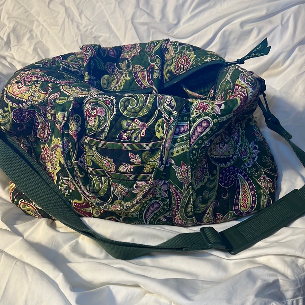 Vera Bradley vintage retired green paisley Like New!